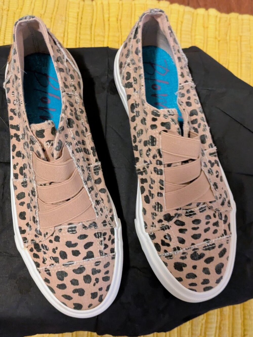 Blowfish Animal Print Sneakers W 7  NEW